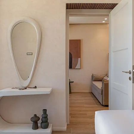 Venetian Harbour Apartment