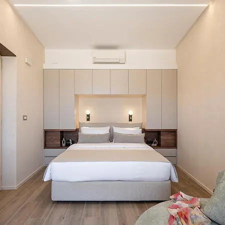 Venetian Harbour * Chania (Crete)