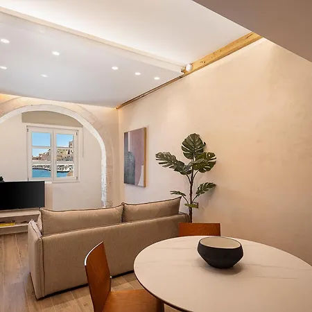 Apartment Venetian Harbour *