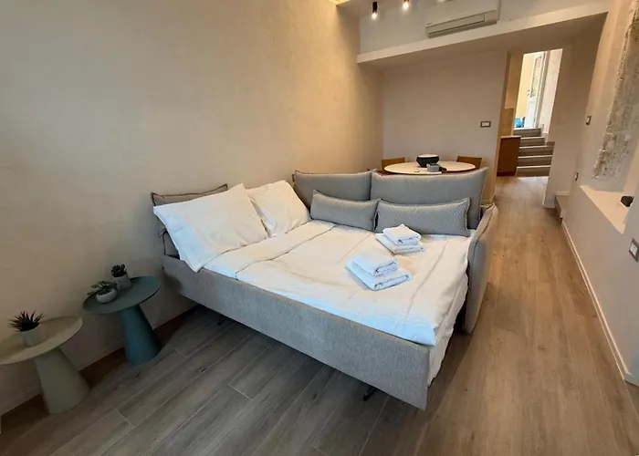 Venetian Harbour アパート